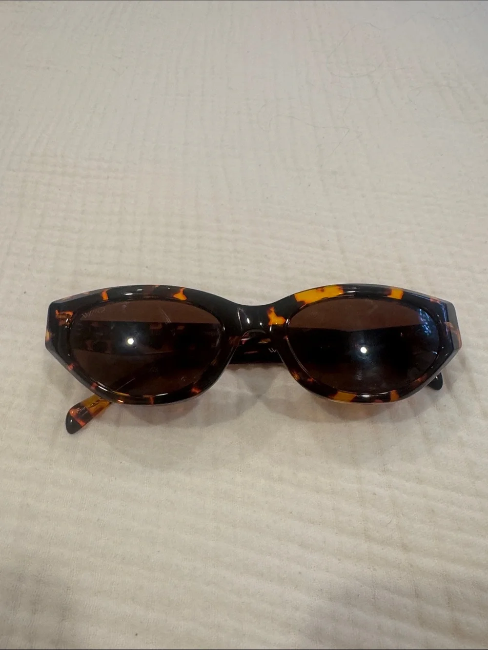 WMP- Loretta-Tortoiseshell Cat-Eye Sunglasses - Brown Lenses